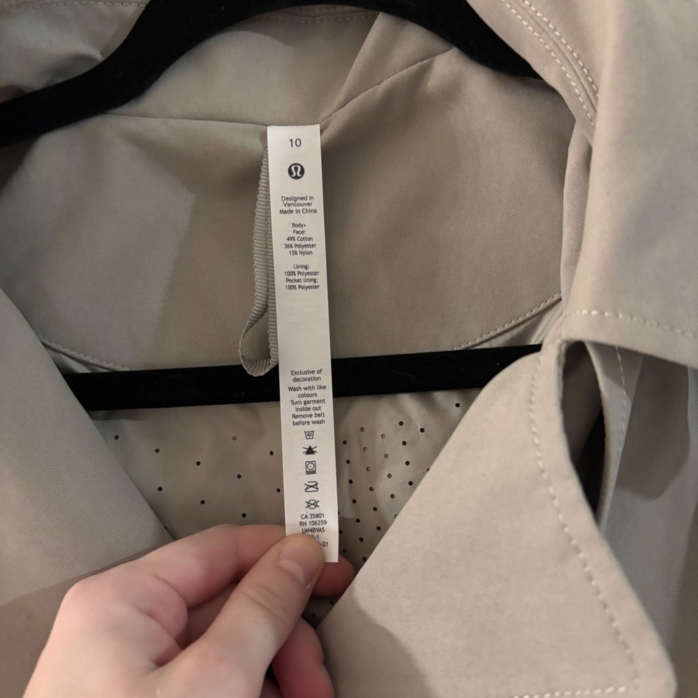 Lululemon Always There Short Trench Coat Size 10 Belted Jacket light beige EUC - Picture 3 of 10